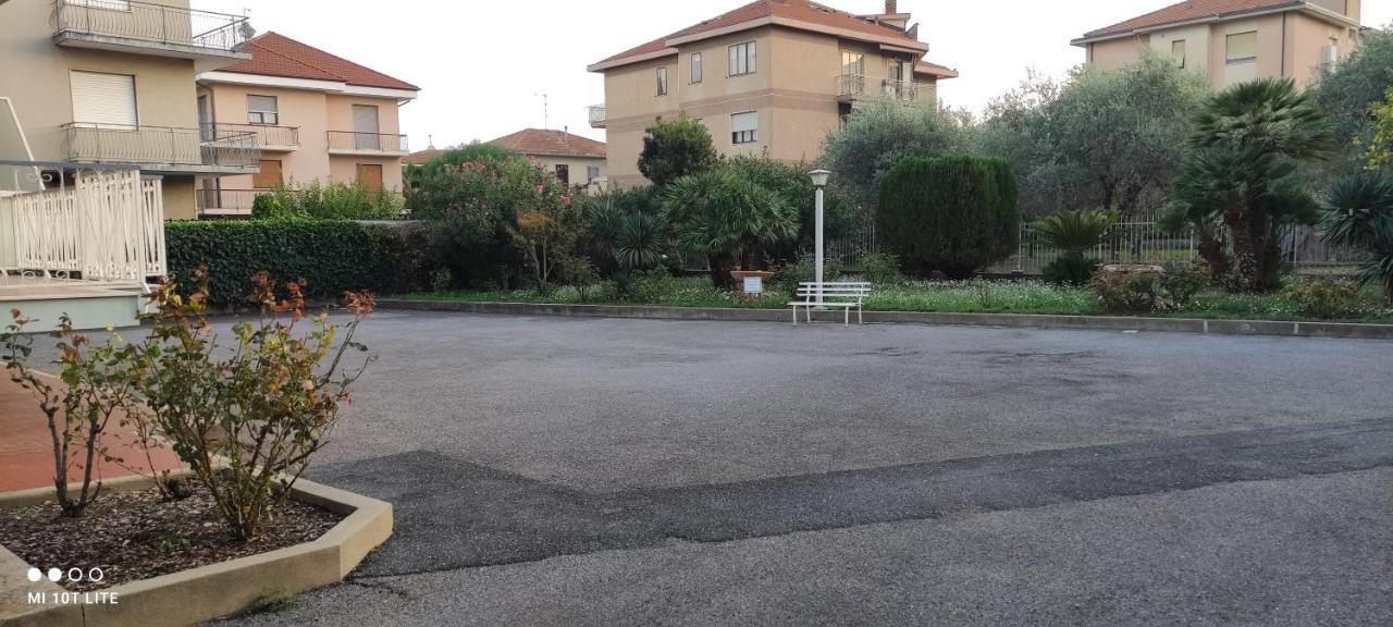 La Casa Di Giugiu Apartment Diano Marina Luaran gambar