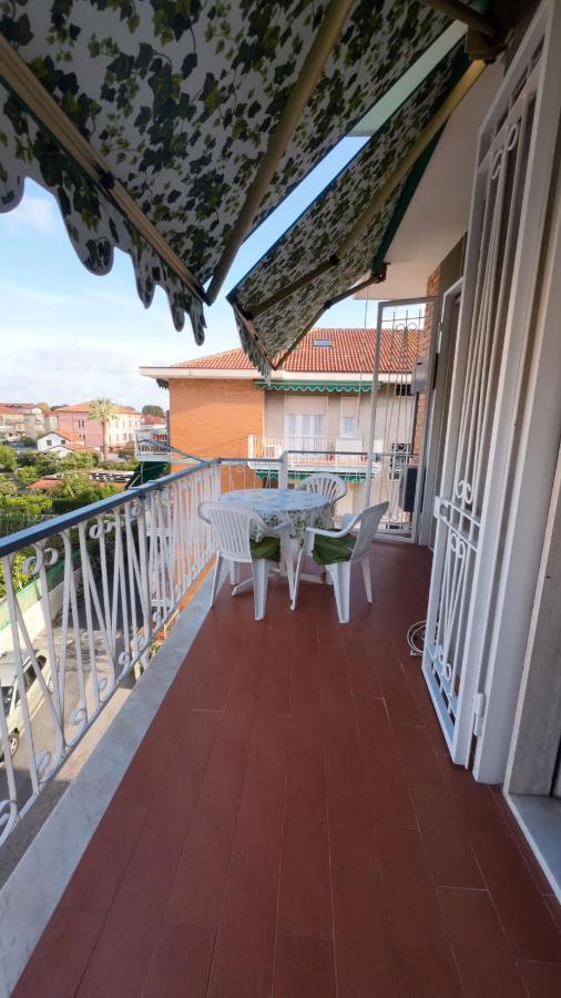 La Casa Di Giugiu Apartment Diano Marina Luaran gambar